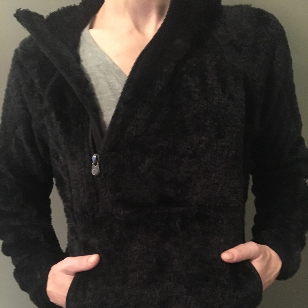 North face pullover